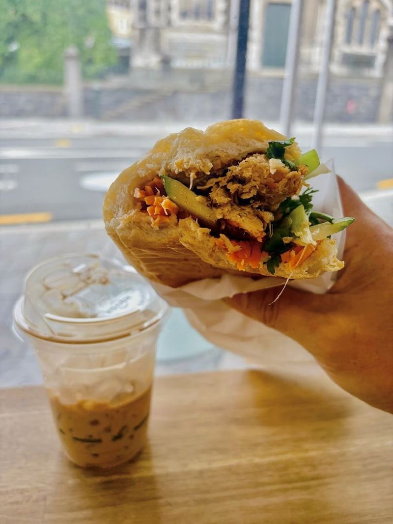 A bánh mì in the shop window